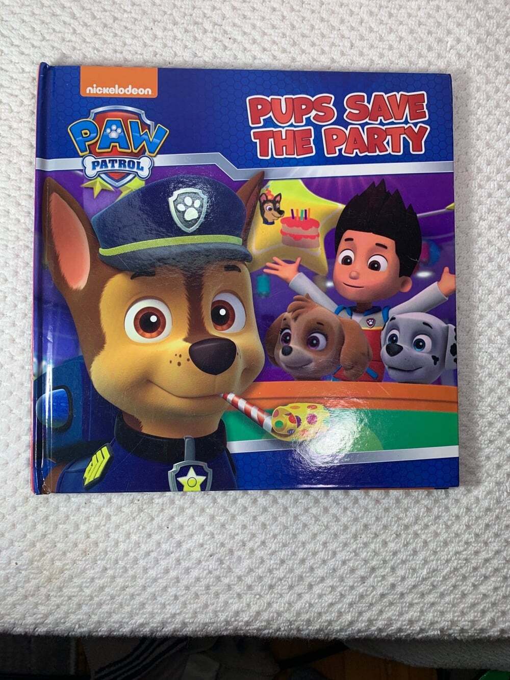 Paw Patrol Pups Save the Party book
